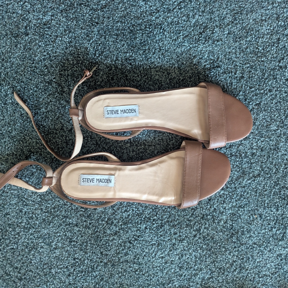 Steve Madden Women's Tan Sandals